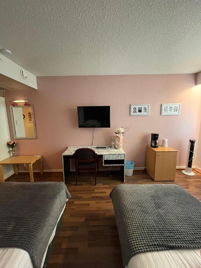 Hotelli Ravintola Kurenkoski Pudasjarvi Bagian luar foto