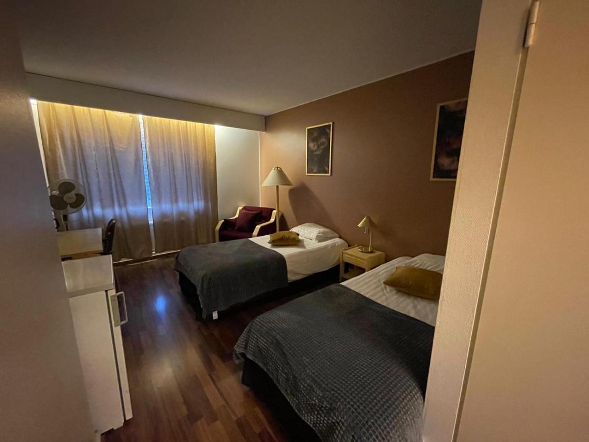 Hotelli Ravintola Kurenkoski Pudasjarvi Bagian luar foto